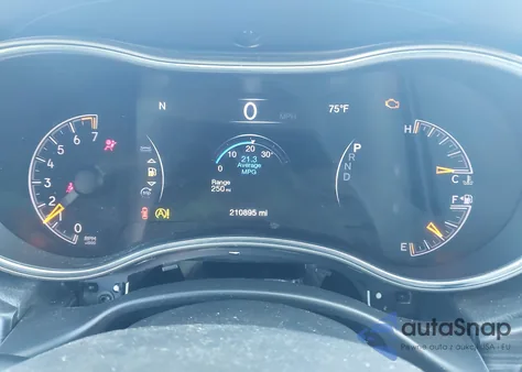 2019 Jeep Grand Cherokee Altitude 4X2 из США, поврежденный, VIN 1C4RJEAG4KC819947